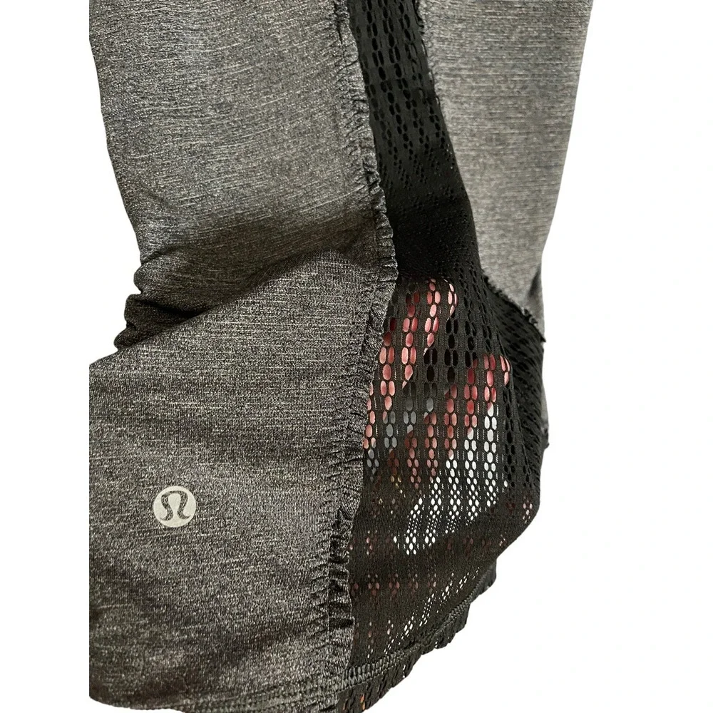 Lululemon Run Black Tie and Fly‎ Ruched Sides Tank Never Worn Size 2 - Picture 4 of 16
